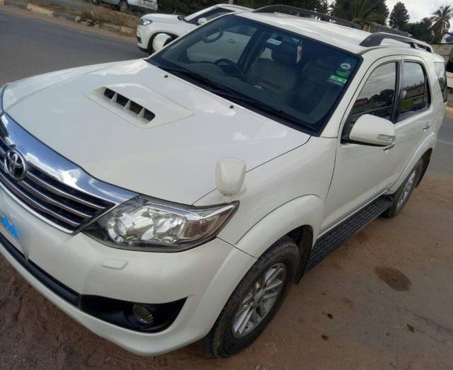 https://images10.gaadi.com/usedcar_image/3654108/original/processed_695dcb48-10b5-4186-9cf0-dcb9d93ca476.jpg?imwidth=6400