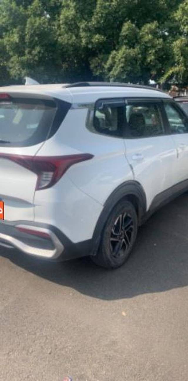 https://images10.gaadi.com/usedcar_image/3654147/original/processed_1864076b-b4d1-4a56-b0d1-04c97fb3f874.jpeg?imwidth=6401