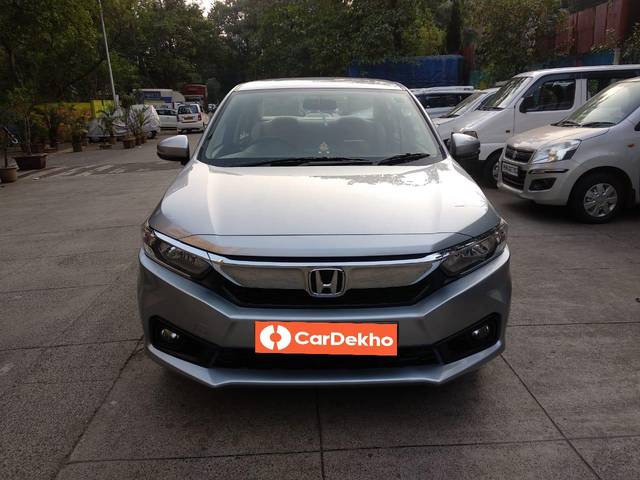 https://images10.gaadi.com/usedcar_image/3654251/original/processed_img2907128__usedcar_e72fa698_4f76_4912_abdb_d82349de81af_119241699013839_1699013849.jpg?imwidth=6400