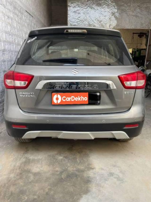 https://images10.gaadi.com/usedcar_image/3654435/original/processed_7e2c847e-8b4f-42c6-8cdf-33da9c319296.jpg?imwidth=6402