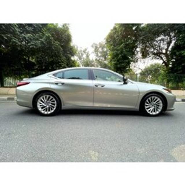 https://images10.gaadi.com/usedcar_image/3654522/original/img2907304__used_car_2907304_1699071684.jpg?imwidth=6401