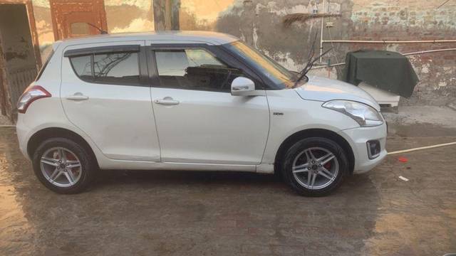 https://images10.gaadi.com/usedcar_image/3654638/original/processed_d92b8310-f5a2-4613-a374-97c7cc1fc765.jpeg?imwidth=6400