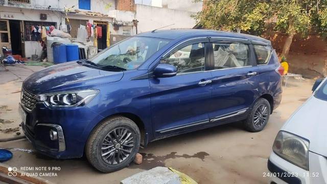 https://images10.gaadi.com/usedcar_image/3654710/original/processed_bccbce5c-4744-488e-9ffb-5b1c1c7b8f7a.jpg?imwidth=6402