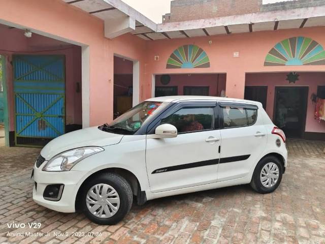 https://images10.gaadi.com/usedcar_image/3654907/original/processed_9ce05e29-15b9-403d-a5bc-56e9afaba5c0.jpg?imwidth=6400