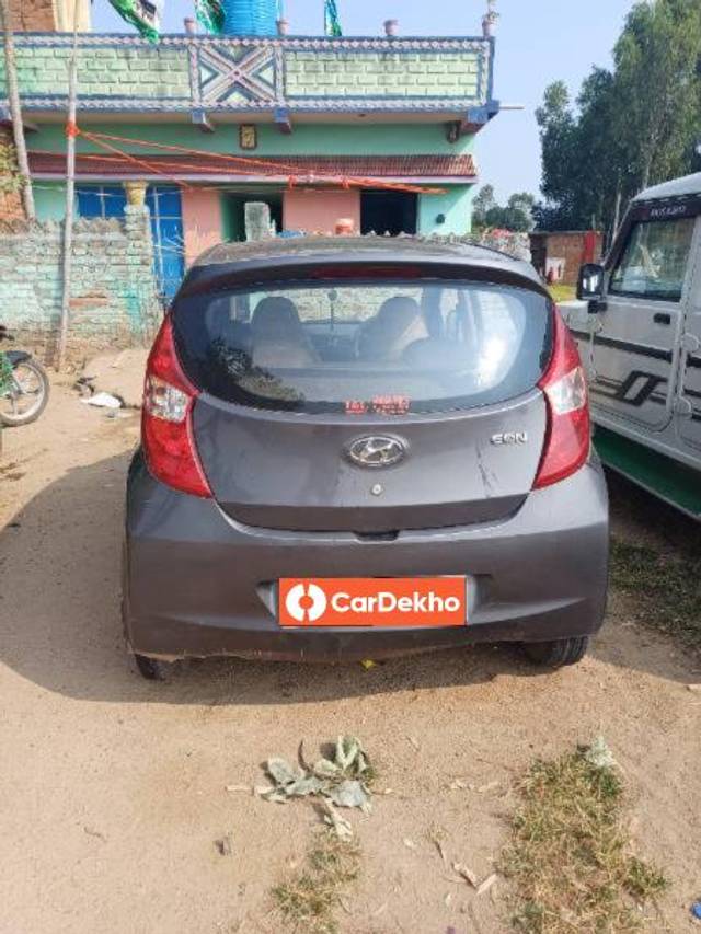 https://images10.gaadi.com/usedcar_image/3655150/original/processed_51455301-5636-4d80-bb2e-8ef599c77905.jpg?imwidth=6402