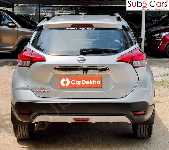 https://images10.gaadi.com/usedcar_image/3655202/original/processed_img2907490__usedcar_4_70641699079640_1699079648.jpeg?imwidth=6401