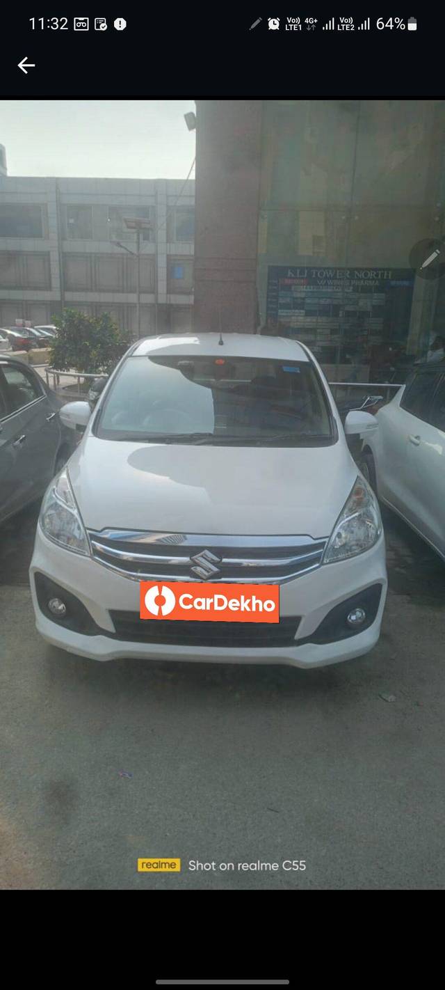 https://images10.gaadi.com/usedcar_image/3655219/original/processed_img2907499__used_car_2907499_1699080227.jpg?imwidth=6400