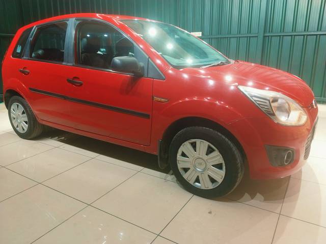 https://images10.gaadi.com/usedcar_image/3655281/original/img2907533__used_car_2907533_1702797700.jpg?imwidth=6400