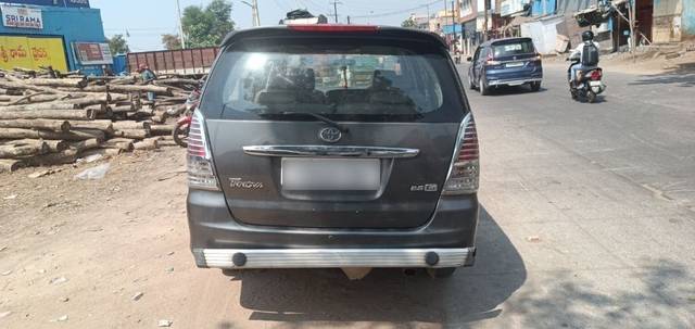 https://images10.gaadi.com/usedcar_image/3655321/original/28__VCC_1810866_96_1698477384.jpg?imwidth=6402