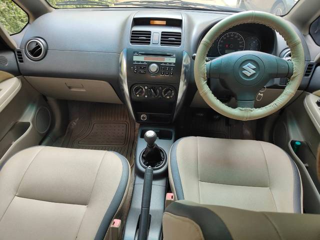 https://images10.gaadi.com/usedcar_image/3655331/original/img2907563__usedcar_whatsappimage2023_11_08at113736am_2__2907563_1699600710.jpeg?imwidth=6401