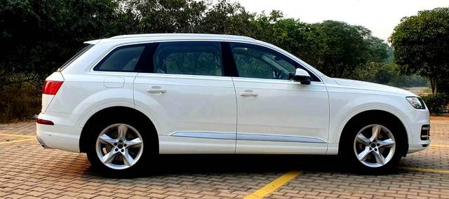 https://images10.gaadi.com/usedcar_image/3655334/original/img2907564__usedcar_185e5fcf_d1c7_4e03_ad4b_4bd6cc436a1f_117901699082575_1699082663.jpg?imwidth=6401