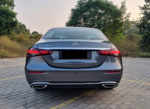 https://images10.gaadi.com/usedcar_image/3655351/original/processed_img2907572__usedcar_42aa49a4_6e06_4ee0_baba_a38c3ee404bd_117901699083445_1699083506.jpg?imwidth=6402