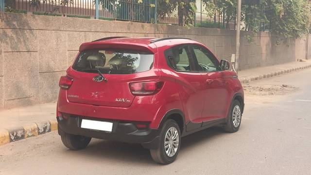 https://images10.gaadi.com/usedcar_image/3655360/original/processed_img2907576__used_car_2907576_1699084194.jpeg?imwidth=6401