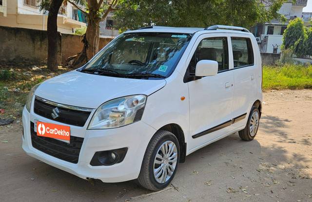 https://images10.gaadi.com/usedcar_image/3655371/original/processed_img2907583__used_car_2907583_1699084790.jpg?imwidth=6400