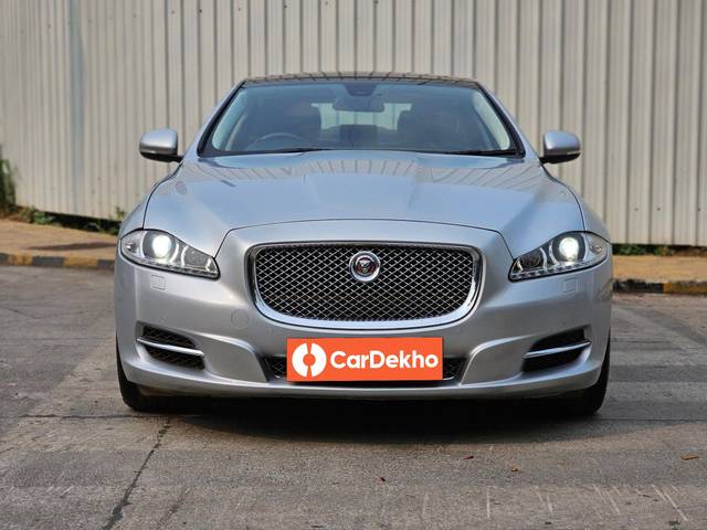 https://images10.gaadi.com/usedcar_image/3655408/original/processed_img2907600__used_car_2907600_1699086156.jpg?imwidth=6400