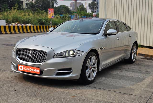 https://images10.gaadi.com/usedcar_image/3655408/original/processed_img2907600__used_car_2907600_1699086158.jpg?imwidth=6402