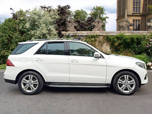 https://images10.gaadi.com/usedcar_image/3655506/original/img2907668__used_car_2907668_1699088904.jpg?imwidth=6401