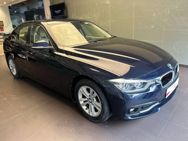 https://images10.gaadi.com/usedcar_image/3655638/original/processed_img2907750__usedcar_whatsappimage2023_11_02at153649_140381699092054_1699092070.jpeg?imwidth=6401