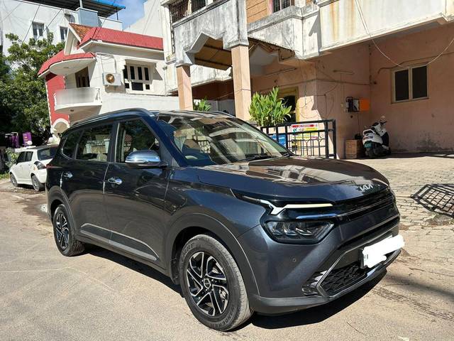 https://images10.gaadi.com/usedcar_image/3655680/original/processed_img2907776__used_car_2907776_1699093346.jpg?imwidth=6400