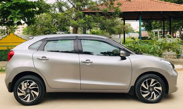 https://images10.gaadi.com/usedcar_image/3655721/original/img2907804__used_car_2907804_1699094291.jpg?imwidth=6401