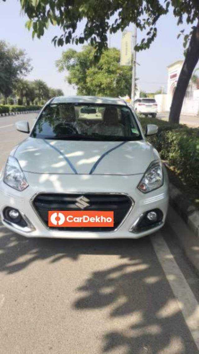 https://images10.gaadi.com/usedcar_image/3655742/original/processed_dcdc1e19-5328-4d05-acc3-bec0f57924b2.jpg?imwidth=6400