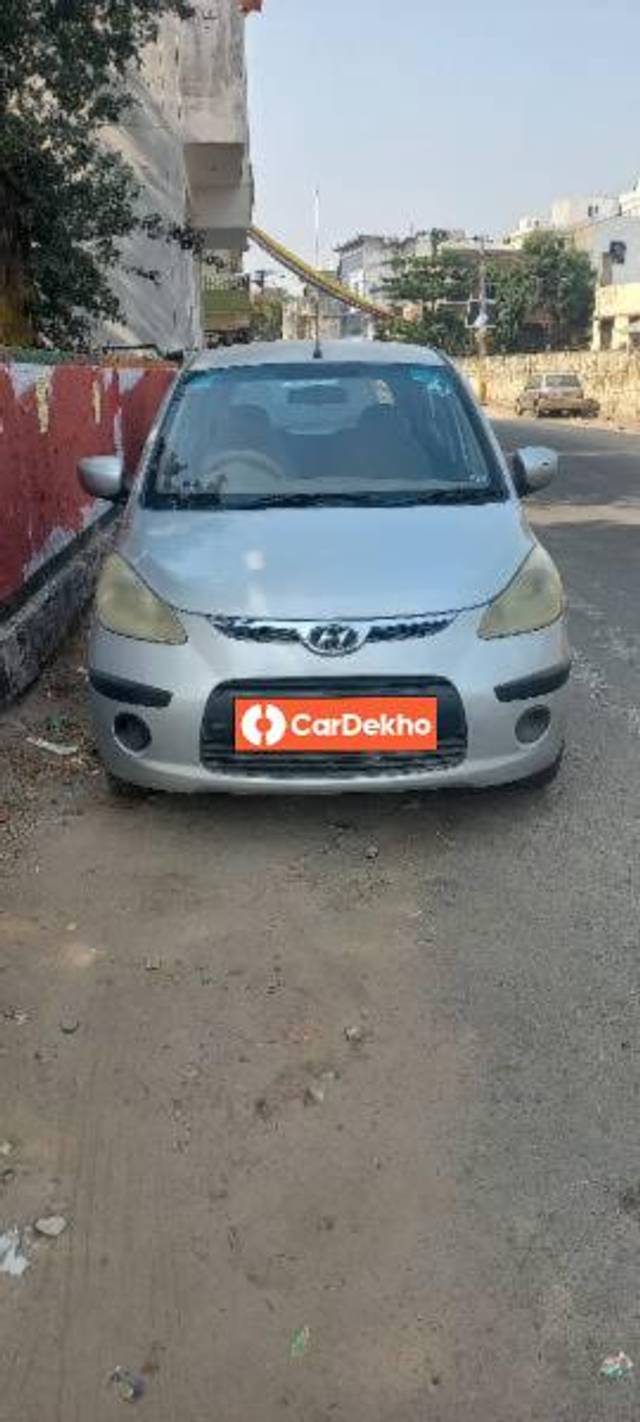 https://images10.gaadi.com/usedcar_image/3655897/original/processed_fe41a6a2-15c1-4042-b580-4fa138258067.jpg?imwidth=6400