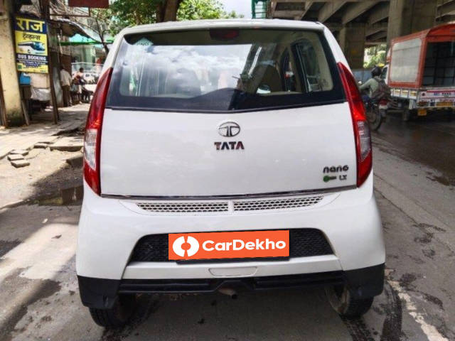 https://images10.gaadi.com/usedcar_image/3655909/original/processed_img2907910__used_car_2907910_1699098960.png?imwidth=6402