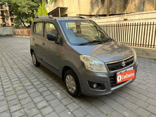 https://images10.gaadi.com/usedcar_image/3655935/original/processed_img2907926__used_car_2907926_1699100252.jpg?imwidth=6400