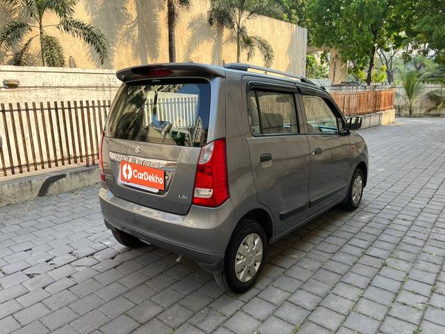 https://images10.gaadi.com/usedcar_image/3655935/original/processed_img2907926__used_car_2907926_1699100254.jpg?imwidth=6401