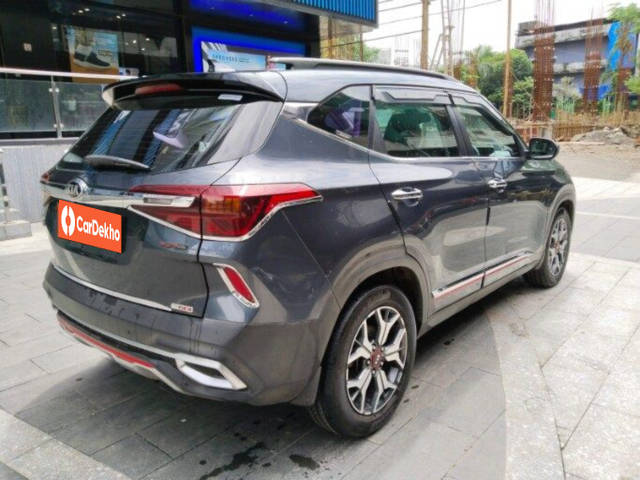 https://images10.gaadi.com/usedcar_image/3655950/original/processed_img2907935__used_car_2907935_1699100213.png?imwidth=6402