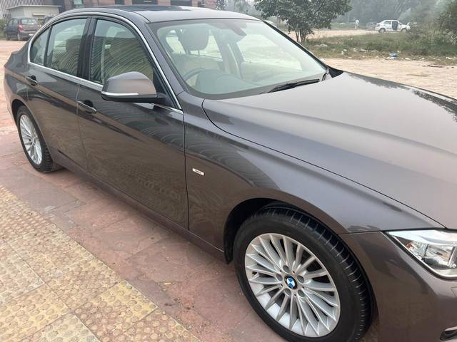 https://images10.gaadi.com/usedcar_image/3656042/original/processed_img2907995__used_car_2907995_1699248671.jpg?imwidth=6402