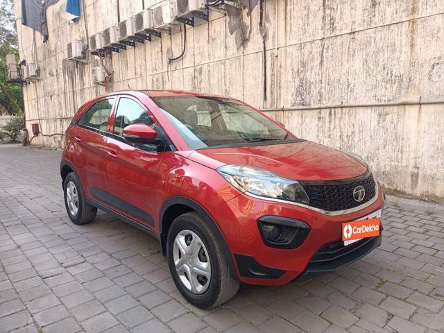 https://images10.gaadi.com/usedcar_image/3656121/original/processed_img2908041__used_car_2908041_1699105461.jpg?imwidth=6400