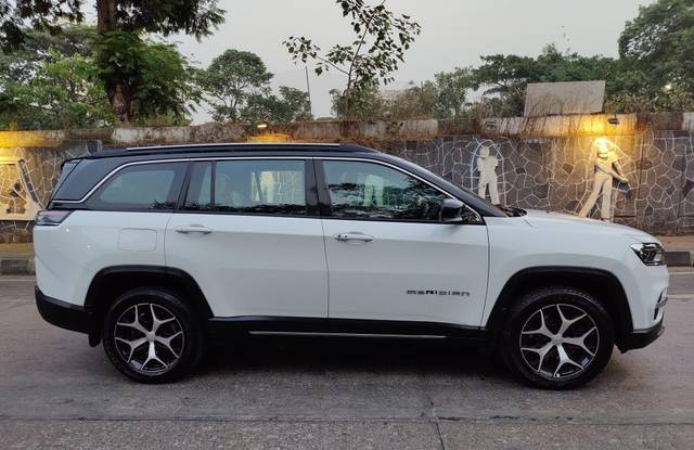 https://images10.gaadi.com/usedcar_image/3656137/original/processed_img2908048__used_car_2908048_1699106066.jpg?imwidth=6401