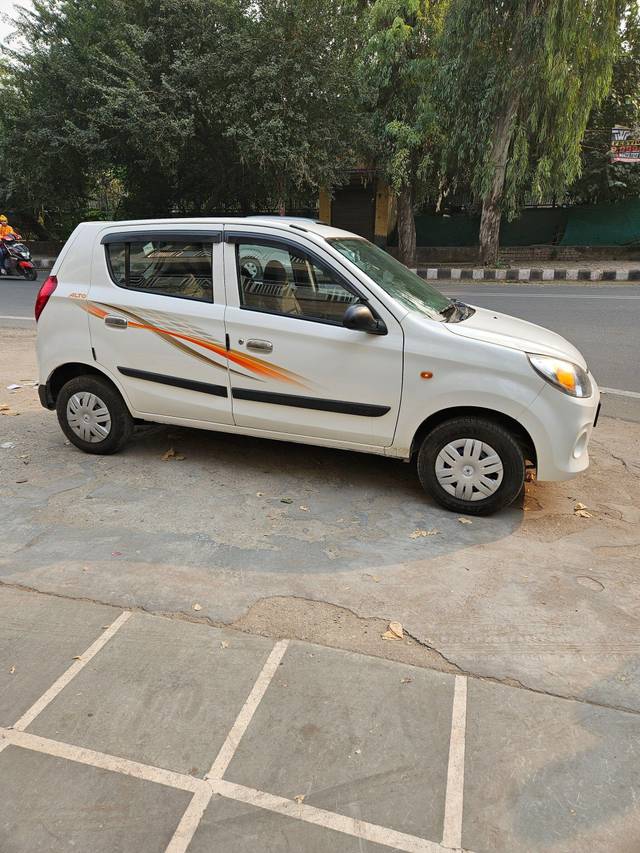 https://images10.gaadi.com/usedcar_image/3656308/original/processed_img2908085__used_car_2908085_1699114624.jpg?imwidth=6401