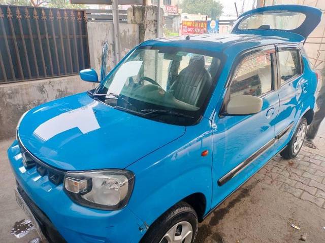 https://images10.gaadi.com/usedcar_image/3656338/original/processed_280cc8d2-a4be-4a9e-a670-fcbfde2ffe1d.jpg?imwidth=6402