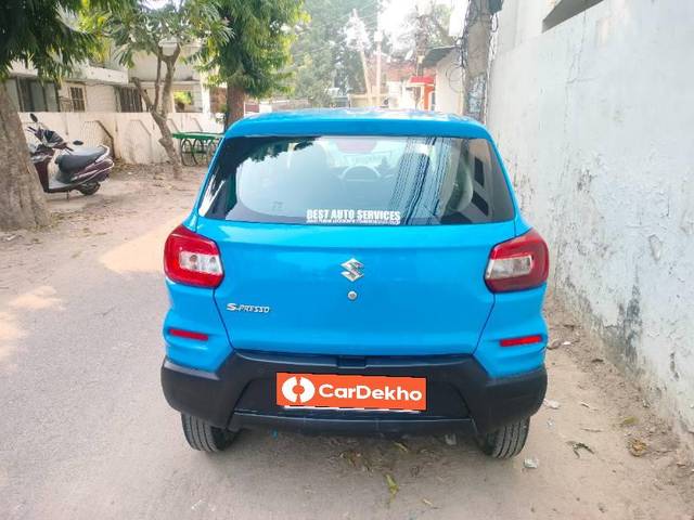 https://images10.gaadi.com/usedcar_image/3656338/original/processed_34a07c8f-a779-4861-a52c-b492033f7664.jpg?imwidth=6401