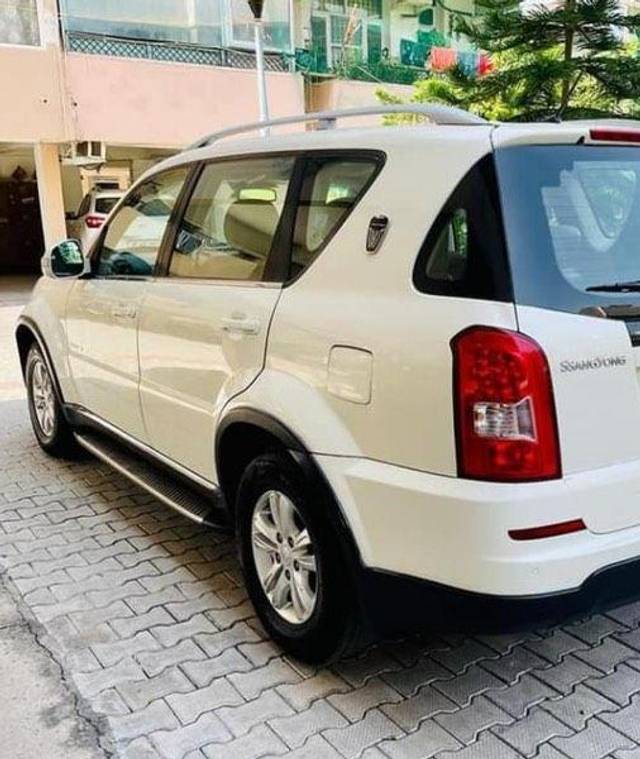 https://images10.gaadi.com/usedcar_image/3656468/original/processed_59c56488-9158-401c-9f89-0fe6d058ee62.jpeg?imwidth=6401