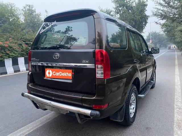 https://images10.gaadi.com/usedcar_image/3656485/original/processed_img2908098__used_car_2908098_1699128047.jpg?imwidth=6402