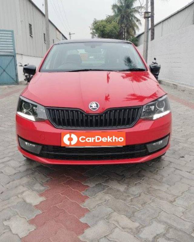 https://images10.gaadi.com/usedcar_image/3656549/original/processed_e0159ec7-336e-4660-9689-2ad589843786.jpeg?imwidth=6400