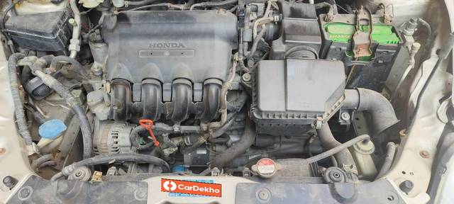 https://images10.gaadi.com/usedcar_image/3656655/original/processed_8e5369a5-1023-45e8-be7b-8d811f7cfb07.jpg?imwidth=6402