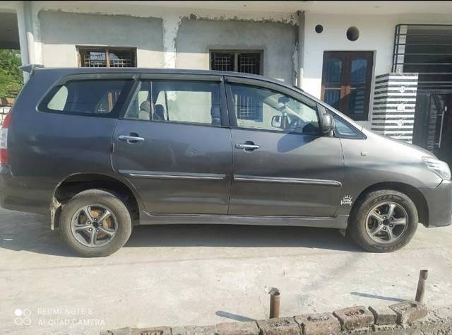 https://images10.gaadi.com/usedcar_image/3656694/original/processed_e1b9aaba-3ad6-4fe7-9b45-c2e6364c6588.jpg?imwidth=6401