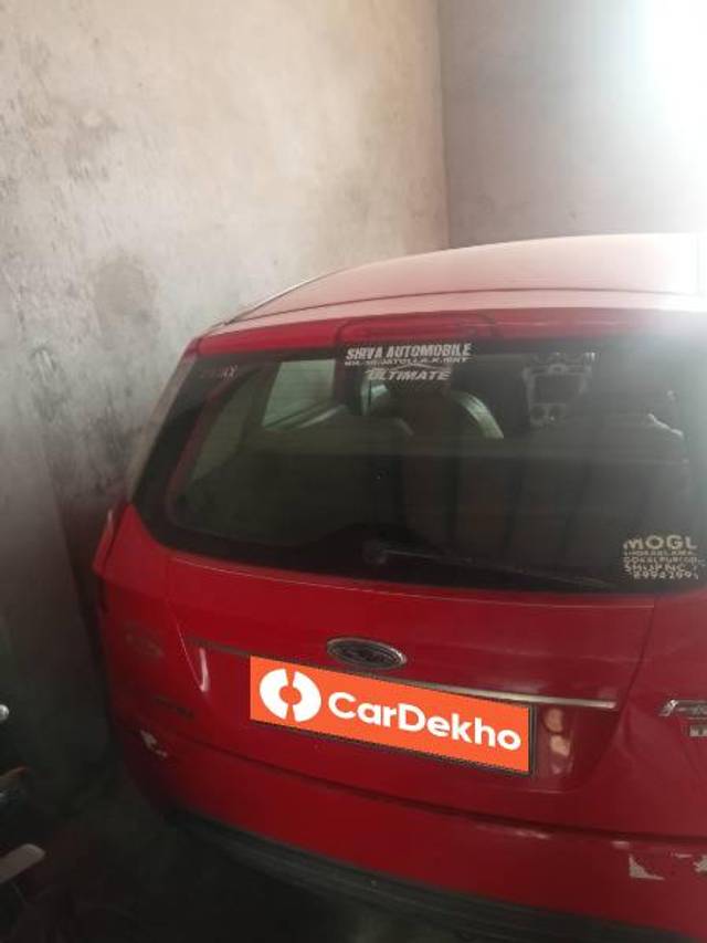https://images10.gaadi.com/usedcar_image/3656698/original/processed_d0d7b6aa-2cc8-4aab-b5b5-e5bb08409cfe.jpg?imwidth=6400