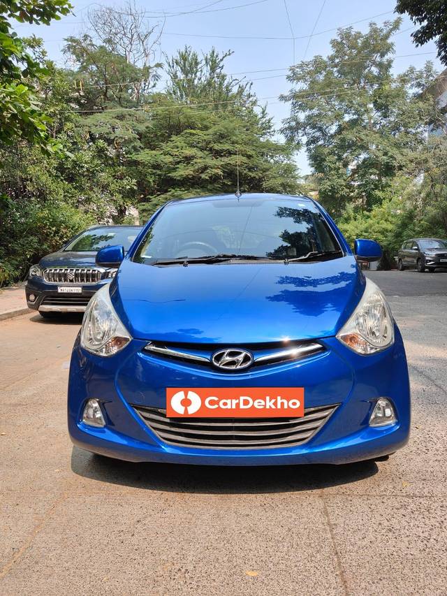 https://images10.gaadi.com/usedcar_image/3656712/original/processed_img2908142__used_car_2908142_1699161828.jpg?imwidth=6400