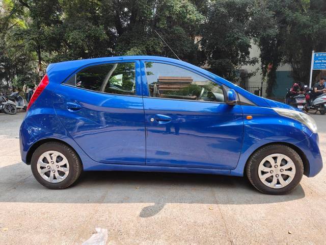 https://images10.gaadi.com/usedcar_image/3656712/original/processed_img2908142__used_car_2908142_1699161833.jpg?imwidth=6401