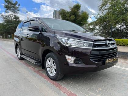 Toyota Innova Crysta 2.4 G MT Toyota Innova Crysta 2.4 G MT