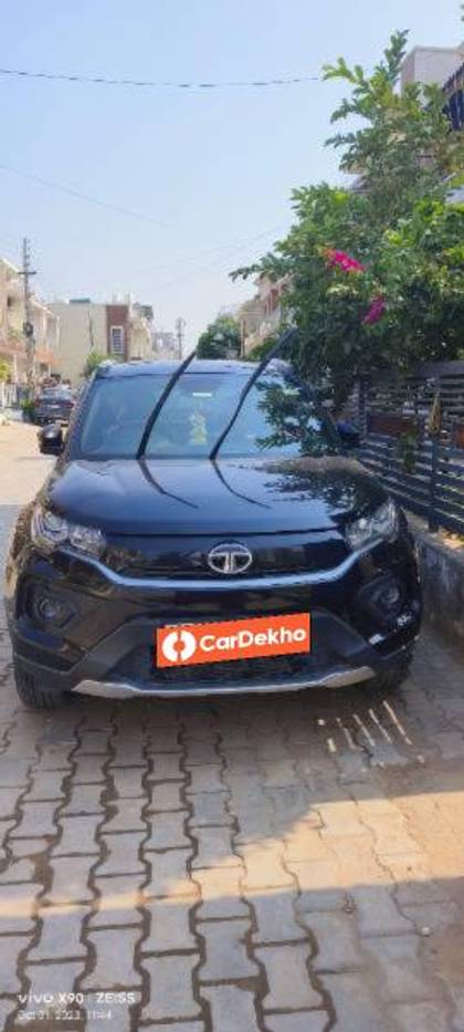 Tata Nexon XZA Plus Dark Edition Diesel Tata Nexon XZA Plus Dark Edition Diesel