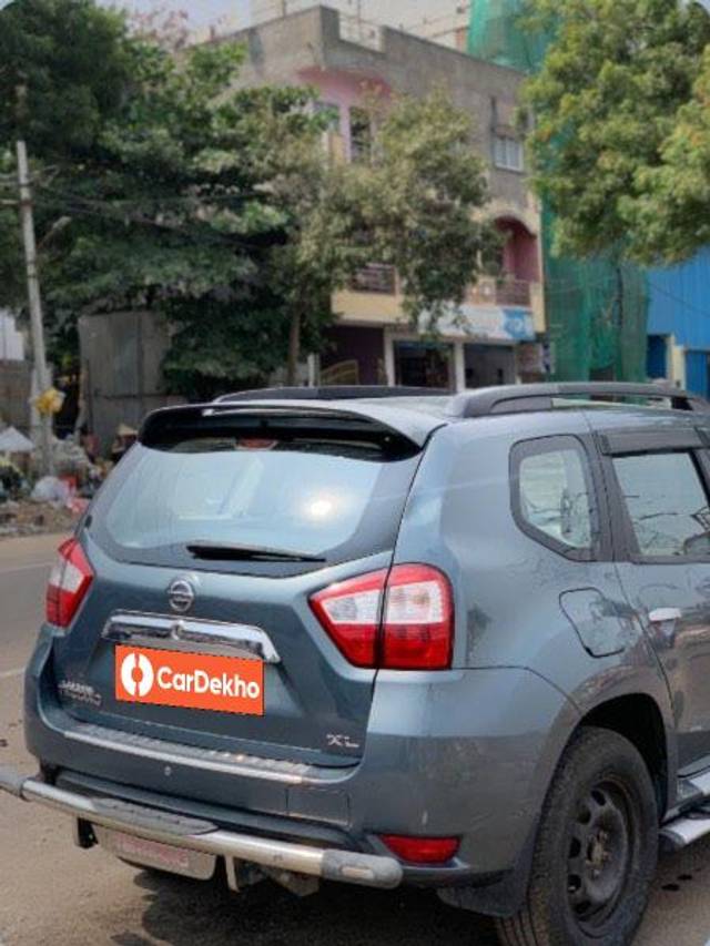 https://images10.gaadi.com/usedcar_image/3656982/original/processed_925d18af-6e9b-47a5-95da-62e16c256a74.jpeg?imwidth=6400