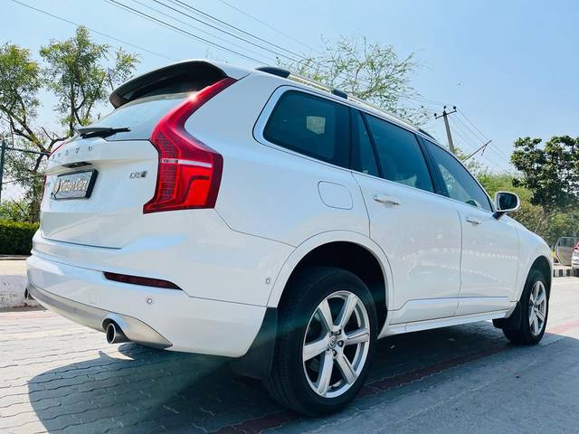 https://images10.gaadi.com/usedcar_image/3657166/original/processed_img2908339__used_car_2908339_1699177911.jpg?imwidth=6401