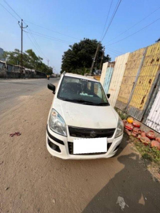 https://images10.gaadi.com/usedcar_image/3657251/original/processed_0a16527a-9635-4715-b749-4268c5fcb2bf.jpeg?imwidth=6402