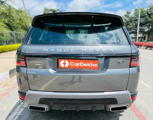 https://images10.gaadi.com/usedcar_image/3657283/original/processed_img2908386__used_car_2908386_1699183186.jpg?imwidth=6402
